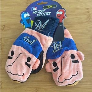 MLB Milwaukee Brewers Youth Mascot Mitten